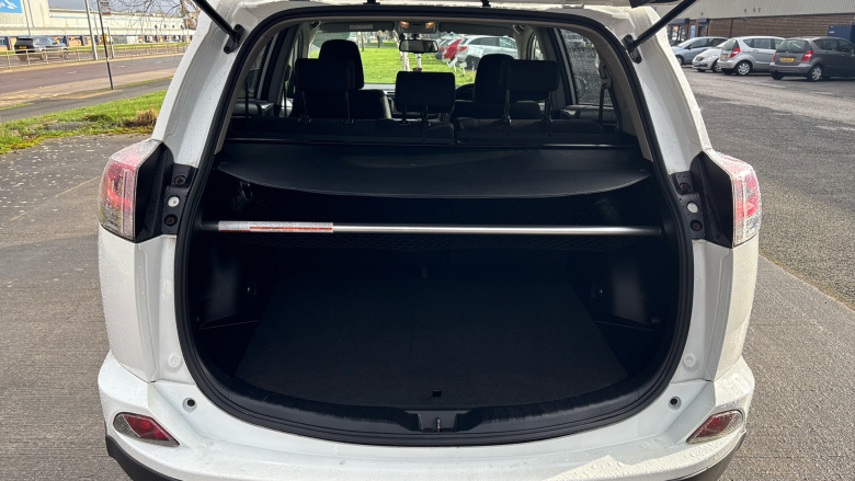 Toyota RAV4 2.0 D-4D Business Edition 5dr 2WD Diesel Estate